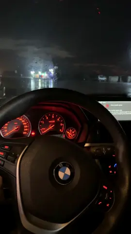 #الجمال #مطر 🌧️#bmw 🖤