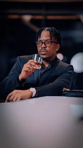 #chrisbrown #cigarlounge  #drinking #rhum