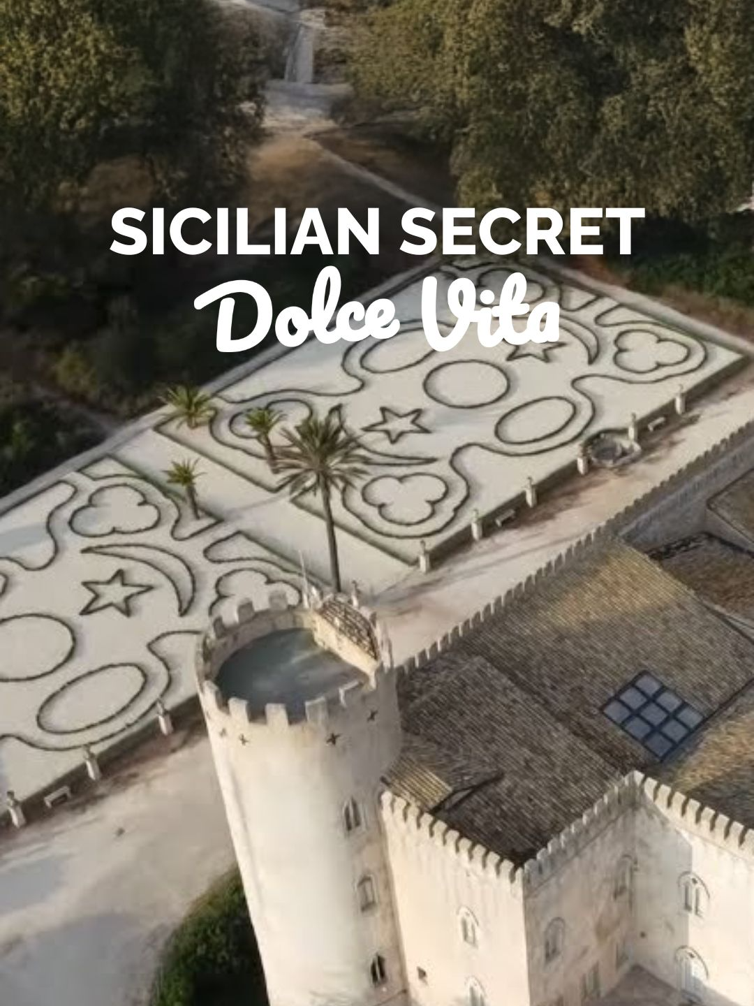 🏰✨ Il Castello di Donnafugata: storia, leggende e misteri siciliani ✨🏰 Immerso nella campagna di Ragusa, questo castello non è solo una splendida residenza, ma un luogo pieno di segreti: 🔍 Si dice che la regina Bianca di Navarra fu imprigionata qui, ma con astuzia riuscì a fuggire, diventando la leggendaria 