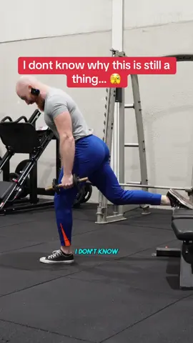 ❌WHY IS THIS STILL A THING 🫣☠️❌⁠ ⁠ Not doing Bulgarians assisted? ⁠ ⁠ So many lose out on gains because they struggle with balance. ⁠ ⁠ BUT NO MORE. ⁠ ⁠ Here’s how I do them: ⁠ ⁠ ✅ I grab a box and place it next to something to hold onto⁠ ⁠ ✅ I sit on the edge and stretch my leg⁠ ⁠ ✅ I stand up and place a weight next to my heel⁠ ⁠ ✅ I keep my upper body straight with the 2 CAKE CITY CUES 🍑🍑⁠ 1) I’m squeezing a passion fruit underneath my arms⁠ 2) I brace my core by imagine that I have to sneeze⁠ ⁠ ✅ I hinge forward and lower down and backwards⁠ (Imagine that Tyrone I spilling you towards his 🍆, but you’re a classy girl and you don’t do that on the first date 👀👀)⁠ ⁠ ✅ I make sure my knee stays above my foot⁠ ⁠ ✅ I push back up but don’t fully extend⁠ ⁠ ⁠ Reps and sets: I do these on the more heavy side⁠ ⁠ I stay between 8 and 15 reps.⁠ ⁠ I go for 4 sets.⁠ ⁠ The weight gets heavier and the reps lower down each set.⁠ ⁠ ⁠ ⁠ #Fitness #workout #gym #fitfam #training #health #motivation #fitnessmotivation