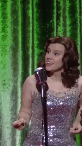 Hey sexy mama nice teeth #billieeilish #christmas #snl 