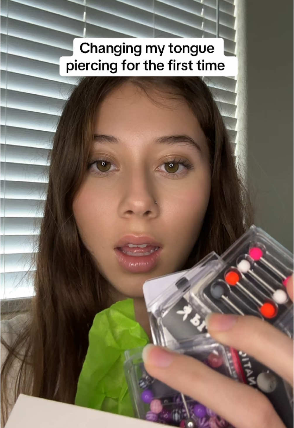 Changing my tongue jewelry for the first time! #tonguepiercing #tonguepierced #tonguejewelry #newjewelry #newpiercing #tonguepiercinghealing #fyp 