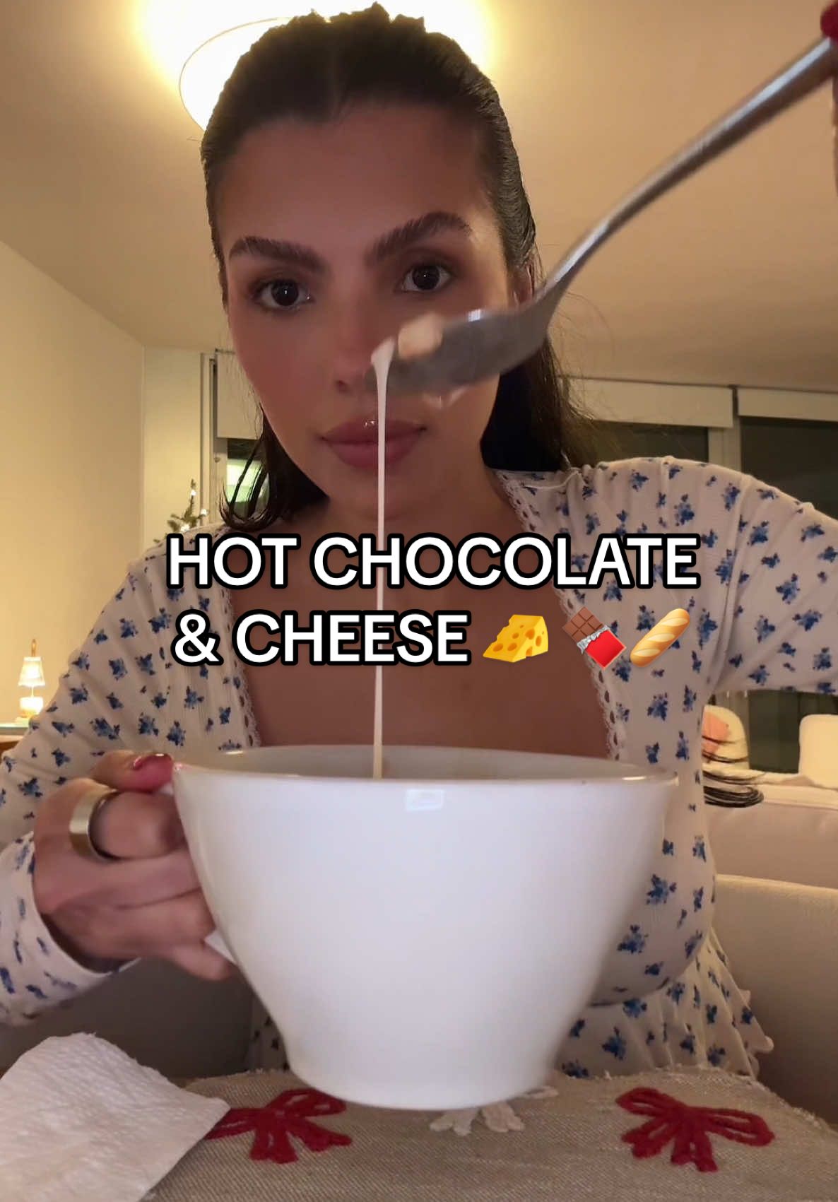 one of my favorite things ever 🍫🧀🥖 #hotchocolate #colombian #foryou 