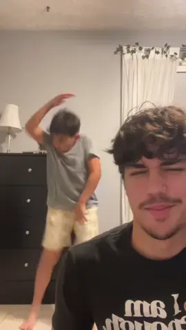 #duet with @(づ｡◕‿‿◕｡) #dance 