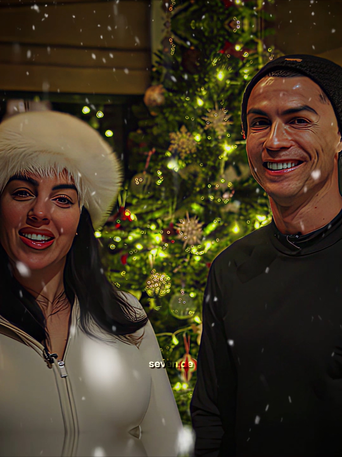 Merry Christmas #cristianoronaldo #ronaldo #edit #footbal #viral #aftereffects #merrychristmas 
