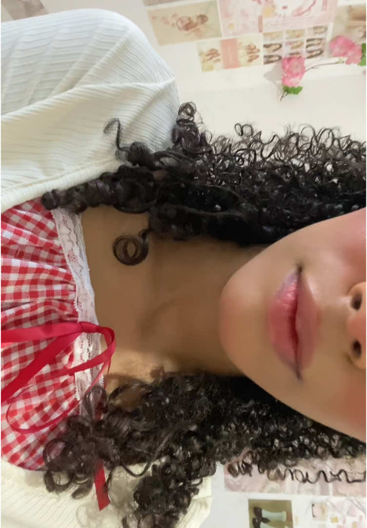 in my vintage americana era 🍒 #coquette #vintageamericana #americana #lanadelrey #girlythings #outfitinspo #girlblogger #girlygirl 