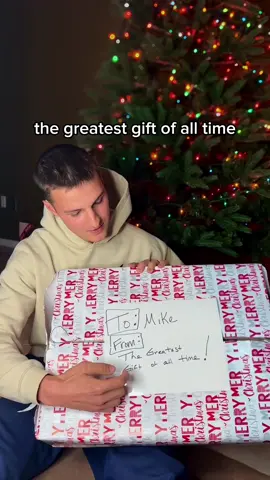 look what i got for Christmas!!🤯👀 Hope yall had a great Christmas❤️ i’m so thankful for every single one of you :) i love reading all your comments everyday and being on this journey together 🤝 #christianrap #christiantiktok #jesus #god #christmas 