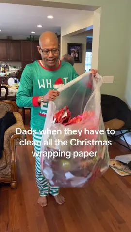 “Dad do a dance or something” #fyp #christmas #creatorsearchinsights 