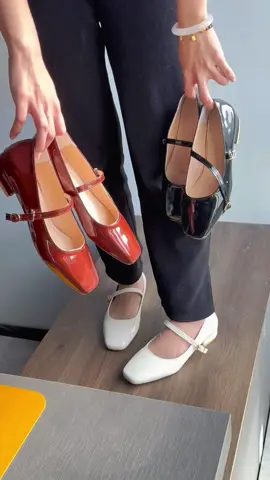 [Halo]Low heel Summer2024 new retro all-in- one one-line button fairy style Mary Jane single shoe French small leather lady Girl Women Stylish Classy Fashion One size up#fashion #small leather shoes