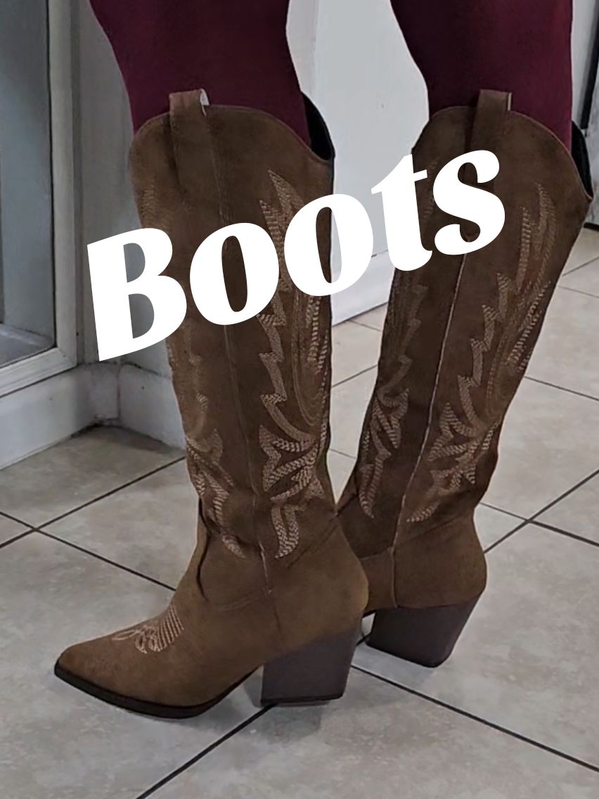 Están pasadas de bellas estas botas pero ordenalas 1 talla más grande como referencia #regalodetiktokshop #tiktokshop #ad #sponsored #treasurefinds #boots #bootseason #cowboots #botasvaqueras #westernfashion #treasurefinds #creatorsearchinsights #cowboyboots #womenboots #womenshoes #giftideas #giftguide #fallaesthetic #falldealsforyou #tapatia #creadoradecontenido #spotlingfinds #spotlinght 