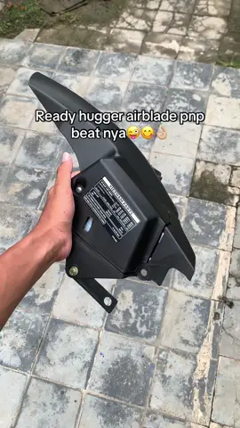 Cek keranjang kuning 👆🏼👆🏼#huggerairblade #huggerpnpbeat 