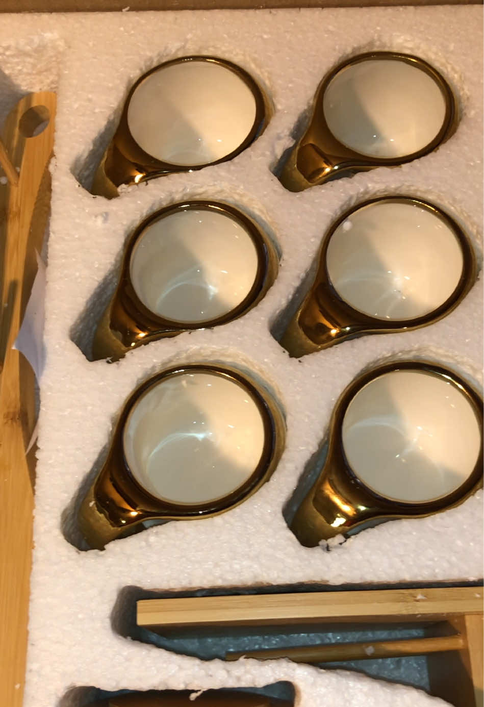 I loveeeee #coffeecup #kitten #kitchenaccessories #pretty #6cups #spoons #cupmats 