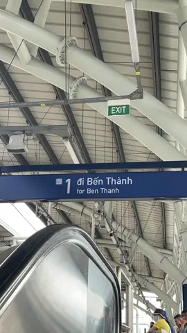 Chờ đợi cả thời sinh viên. 9 năm làm dân nhập cư  Q9 - Thủ Đức để được cảm giác đi metro vào trung tâm Q1 #metroso1 #hcm #metro #thuduc 