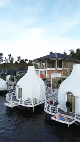 yuk booking onion glamping alahan panjang #sumbar #indonesia  #gunungtalang #danaukembar #danaudiatehalahanpanjangsolok #glamping #villaalahanpanjang #onionglamping #alahanpanjang #fyp #onionglampingalahanpanjang #kabupatensolok #wisataindah #danaudiatehalahanpanjang #danaukembar #alam #wisataalam #fypシ #tranding #viral 