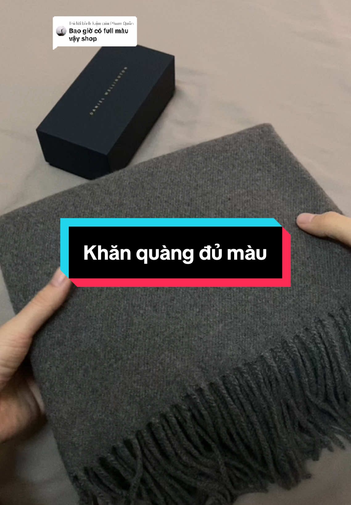 Trả lời @Phạm Quân Siêu phẩm đã về đủ màu ạ. Màu xám này mê lắm nên dễ hết hàng, mn lựa sớm nha #khan #khanquangco #thoitrang 