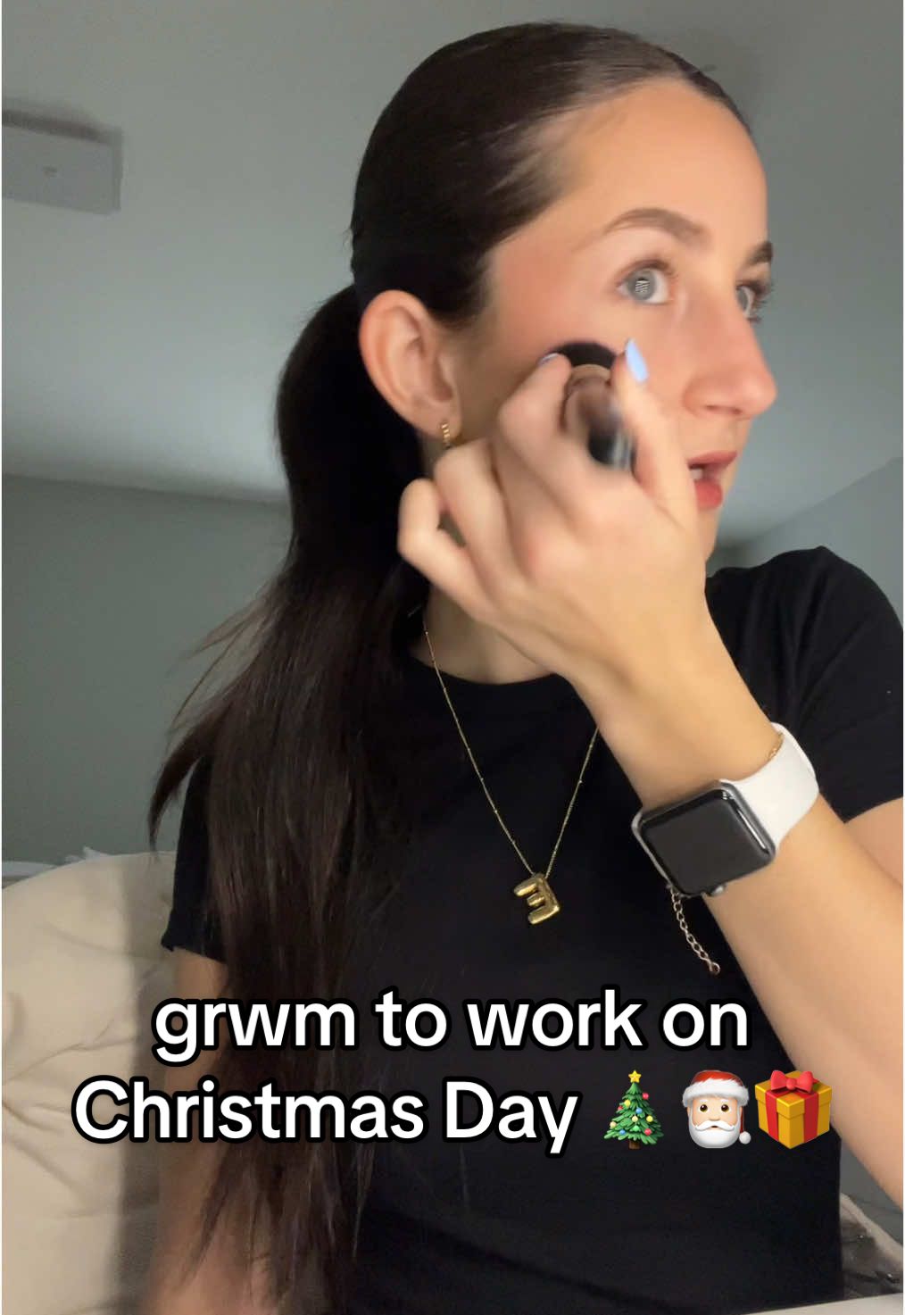 get ready with me to work on Christmas Day😗🤟🏻 #christmas #christmasday #xmas #christmashaul #work #holiday #holidays #holidayszn #makeup #beauty #grwm #grwmroutine #getreadywithme #MakeupRoutine @milkmakeup @Too Faced @Charlotte Tilbury @Laura Mercier @GXVE by Gwen Stefani @e.l.f. Cosmetics @ILIA Beauty @Summer Fridays @Rare Beauty 