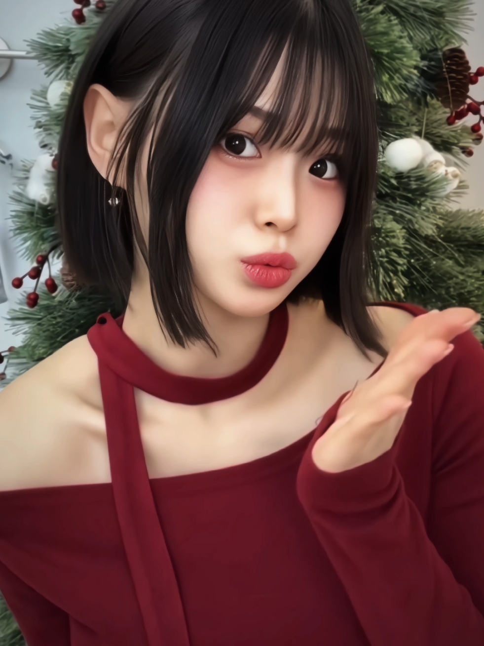 eunbi mine  . . . . #korean #fiveheartsunderoneroof #oljbll_ #jj #fivehearts #manhwa #fypシ゚viral #pap #yunaxeveryone #fypシ #eunbi 