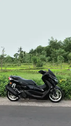 apa jual aja ya ni shock buat tahun baruan 🗿#nmaxindonesia🇮🇩 #nmaxlombok #trendmotor #sunmory #nmaxmodifikasi #delkevicm8 #nmaxnew #nmaxgen2 #pesonanmax #nmaxdanapelajar #yamahanmax155  #tahunbaru #xzyabc #fyp 