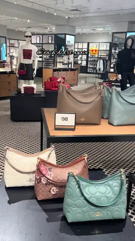 #coach #coachoutlet #shoulderbag #laurelshoulderbag #coachbag #pursetok #newcoach #fyp #trending 