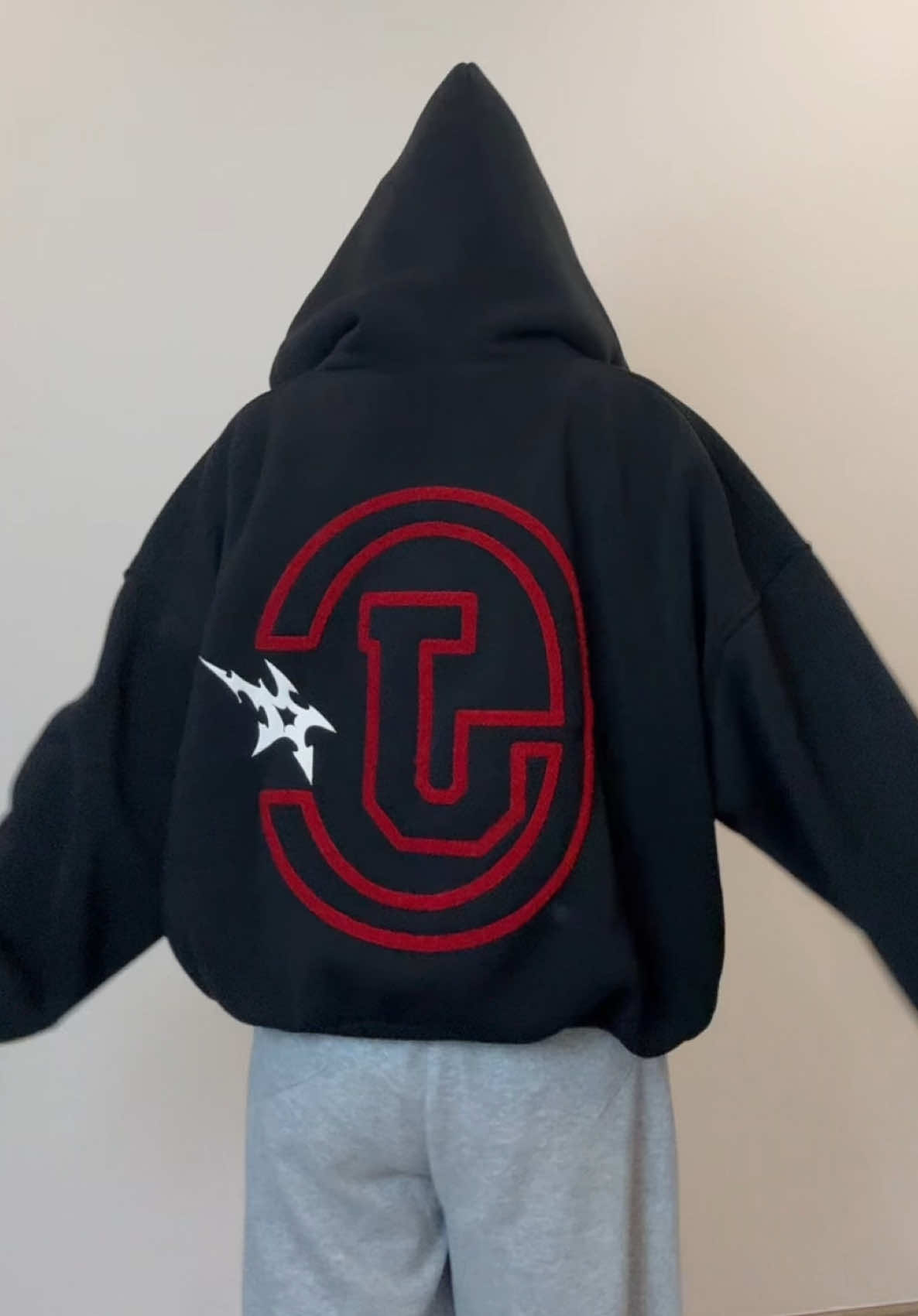 Hoodie  CJAY chuẩn form dáng boxy, thêu xù tỉ mỉ, chi tiết #aoxinhhottrend #hoodieboxy #formrongthoaimai #jaystoree #chanviral #xuhuong2024 #fyp 