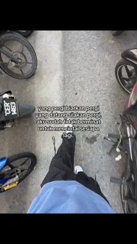 #xyzbca #foryou #foryoupage #fypシ゚viral🖤tiktok #fypシ #fyp #fypシ゚viral #sad #sadstory #sadvibes #masukberanda #explore #shouldbeme #fypシ 