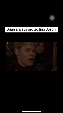They way Brian always looks out for Justin  #queerasfolk #queerasfolk2000 #briankinney #briankinney #briankinneyedit #justin #justintaylor #galeharold #queertiktok #lookafteryou #thefray #queertiktok #justinandbrian @Queer as folk édit @Britinlover @queerasfolk 
