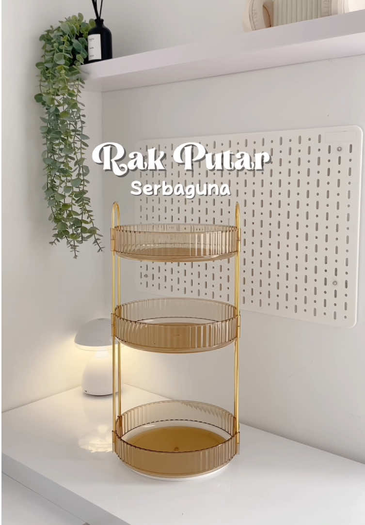 Happy banget kalo nemu rak seaesthetic dan semewah ini ✨ berguna banget…penyimpanan jadi lebih rapi dan hemat tempat 🫶 Bahannya tebal, kokoh, bisa diputar 360°, bisa buat rak kosmetik, rak bumbu, rak minuman, multifungsi pokoknyaa, Cuss samaan sekarang🫵🏻✨🤍  @bysyahy  #rak #rakserbaguna #rakmultifungsi #rakputar #rakaesthetic #rakputaraesthetic #rakaqua #rakkosmetik #rakbumbu 