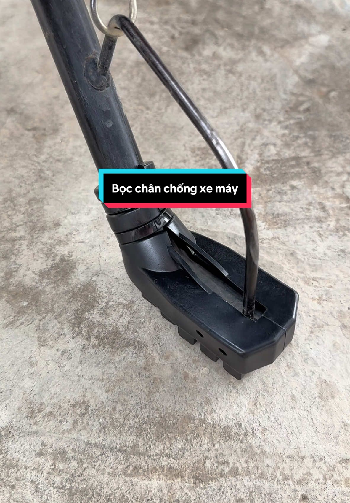 Bọc chân chống xe máy #nongtrahuong #phukienxemay 