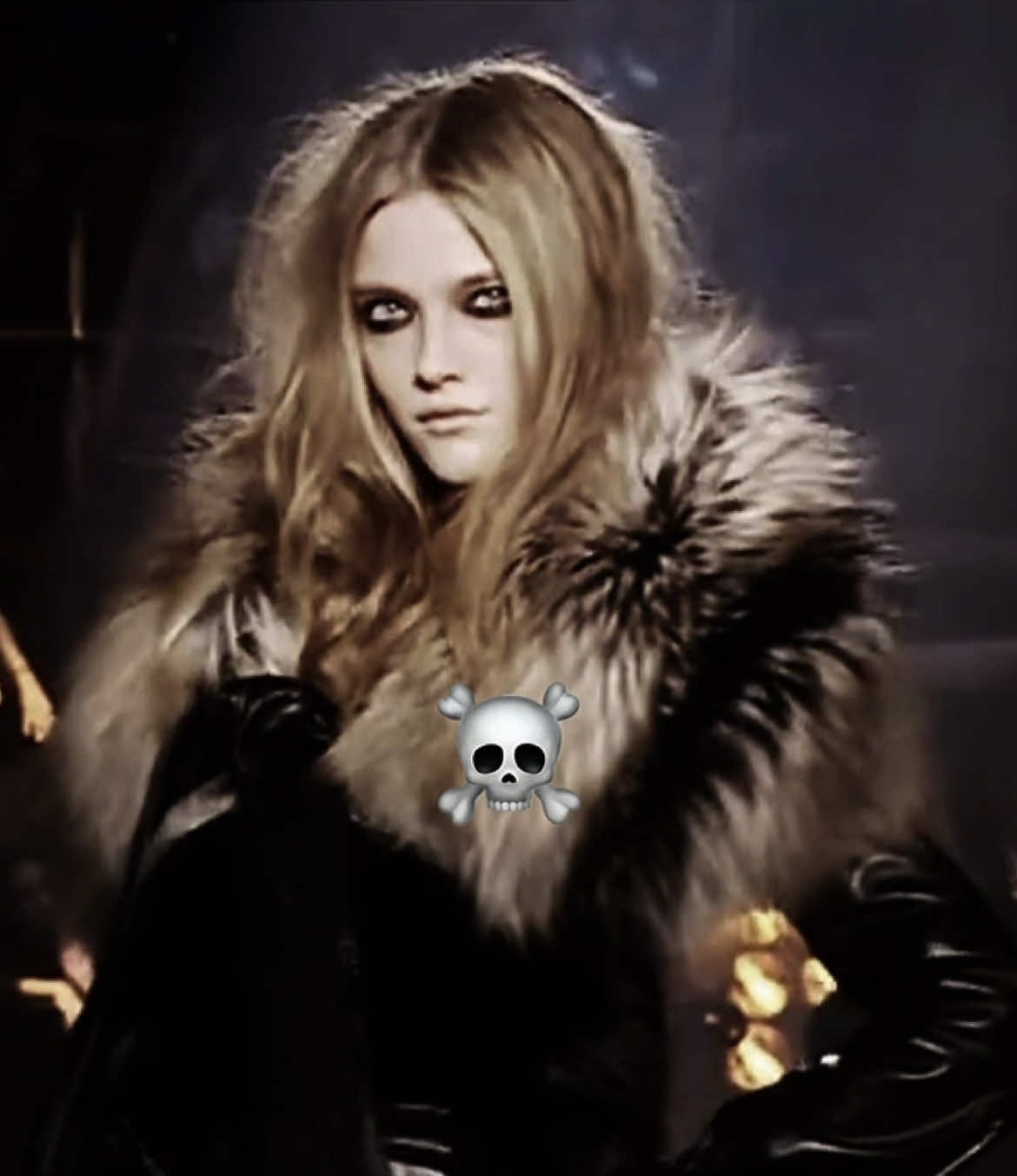 no hate on lisa btw  #vladaroslyakova #kingarajzak #evaherzigova #jessicastam #snejanaonopka #SuperModel #fashionwalk #horsewalk #foryoupage #fyp #xyzabc 