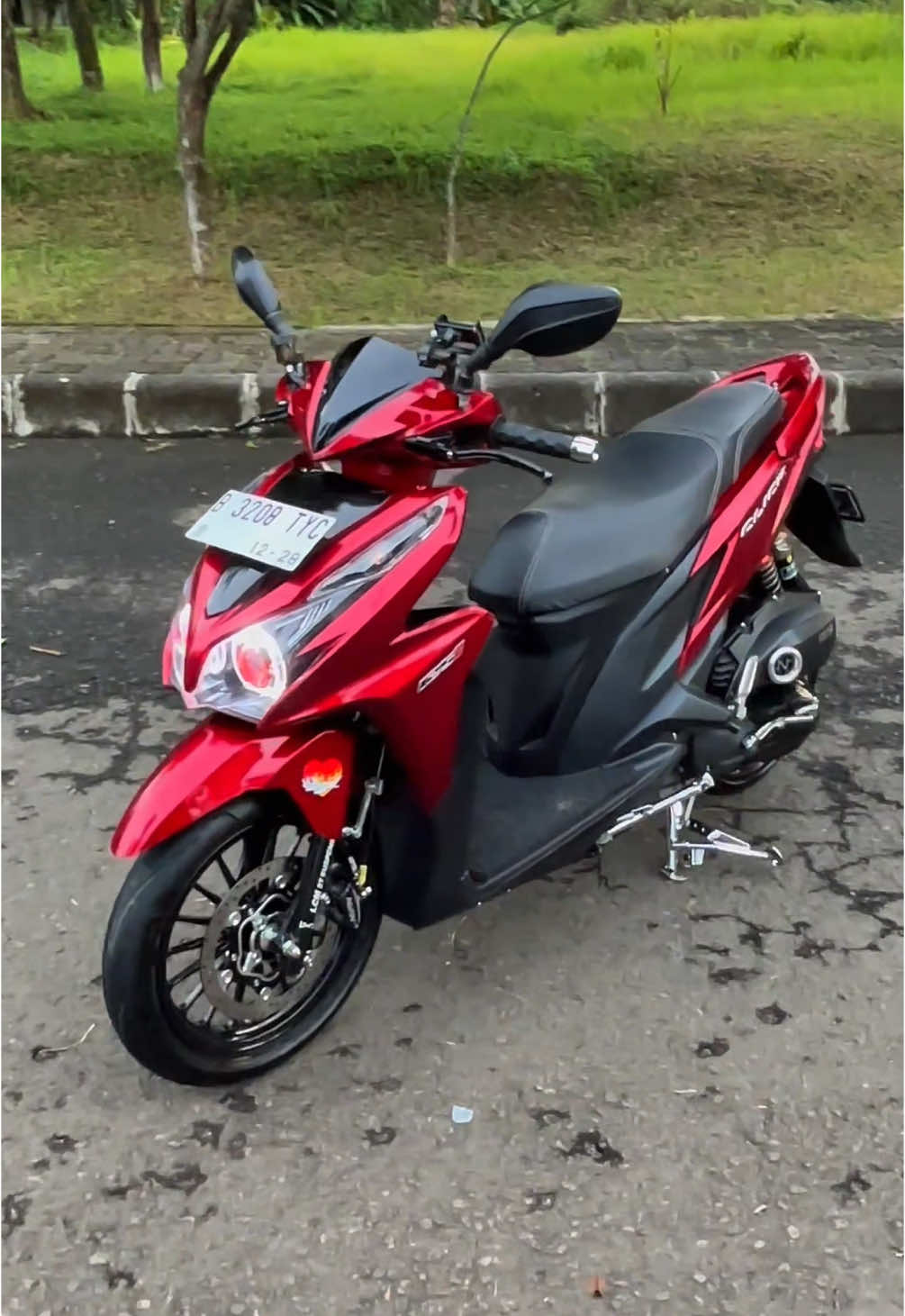 Kenapa jadi ganteng begini yaa😖🤪🤩❤️‍🔥🤙🏻#fyp#vario125old #variokzr125old #vario125oldindonesia #kzrgank #teamkzr125old 