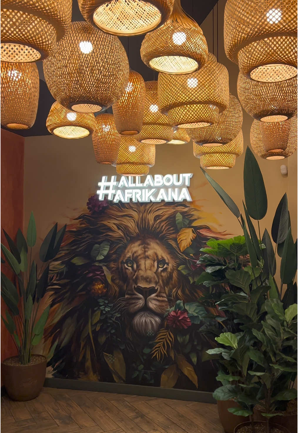 Who needs a Nando’s when you’ve got @Afrikana 😍  In 2025 Afrikana will flood london with all their stores and everyone must try their food!  #fyp #afrikana #afrikan #caribbean #FoodTok #halal #halalfood #noalcohol #tik_tok #foruyou #londontiktok #londonfood #londonhalalfood 