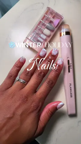We LOVE a snowy mani❄️ Would you wear this look? Comment below! Find the Flawless Mani device today on @amazon