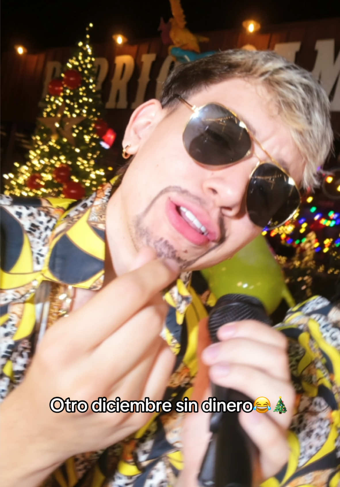 Otro diciembre sin dinero😂🎄