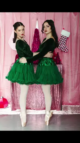 Sister 💚 Love sharing ballet with you 🩷 📸 @Awake dreaming photography  #balletsisters #dancesisters #ballet #balletphotoshoot #photoshoot #christmas #christmassphotoshoot #balletjourney #pointephotoshoot #pointeshoes #pointe #balletdancer #dancer #dancephotoshoot #pinkchristmas #pinkchristmasdecorations #pinkaesthetic #balletdancersoftiktok #ballerina #ballerinas #ballerinavibes 