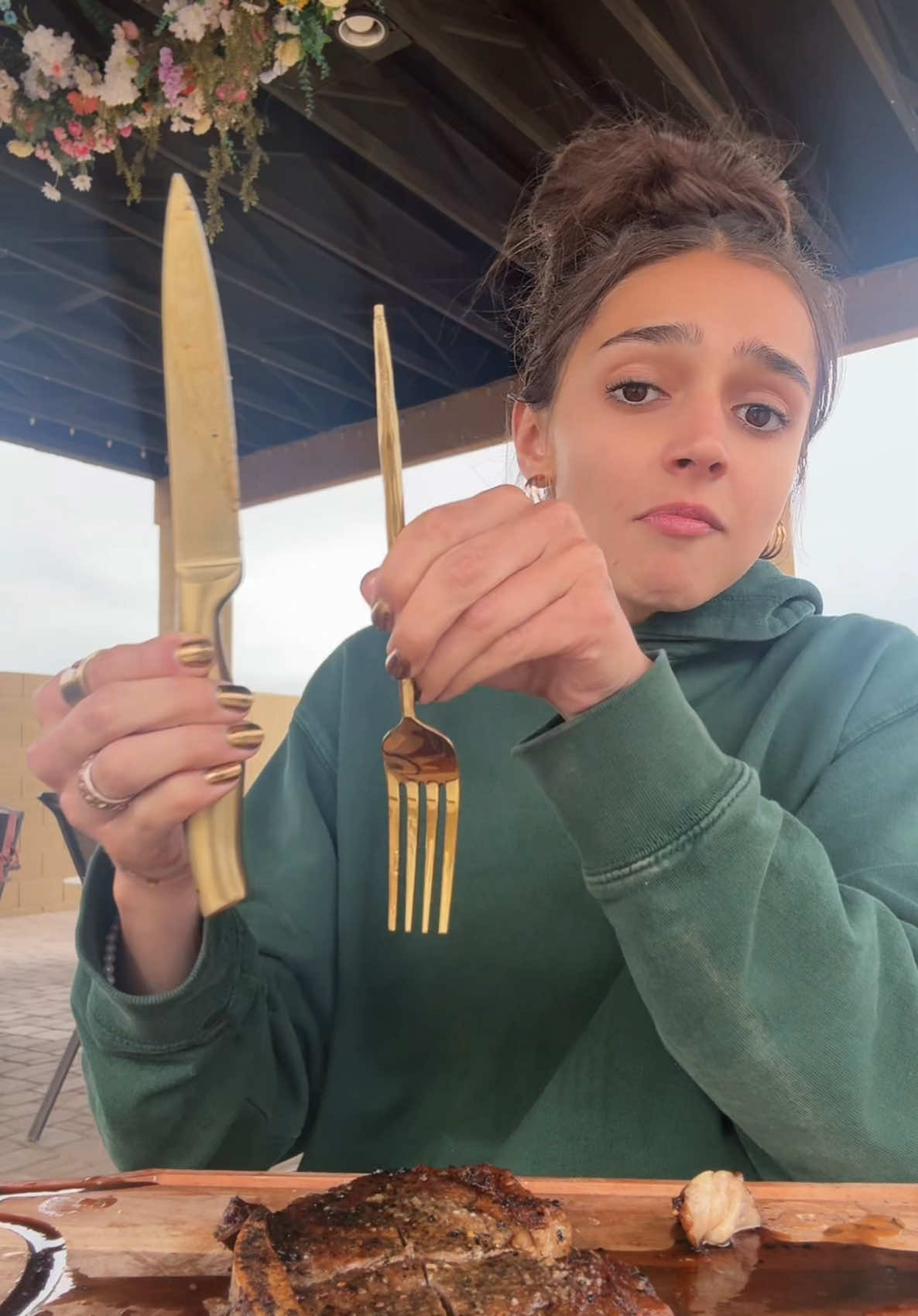 GUESS WHAT IM EATING TODAY!! I swear slurping my food makes it taste better 