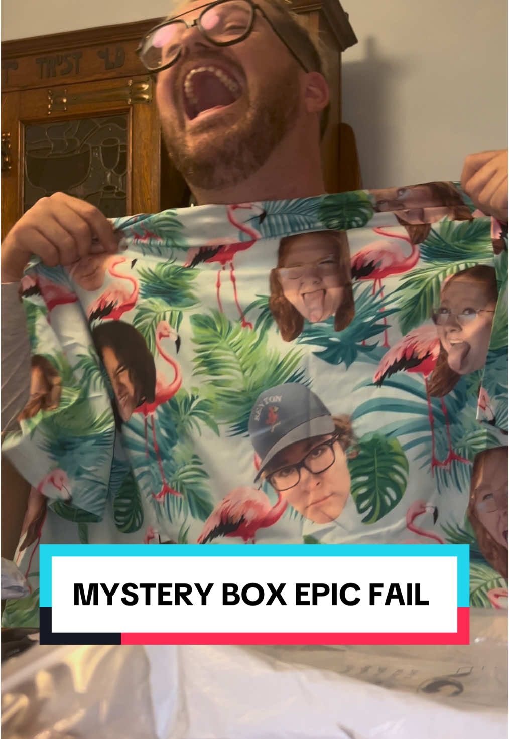 MYSTERY BOX EPIC FAIL. HELP ME FIND THE PEOPLE ON THE SHIRT @phresh #mysterybox #mysterypackage #unboxingmysterypackages #unboxing #ripoff #fundelivered #creatorsearchinsights 