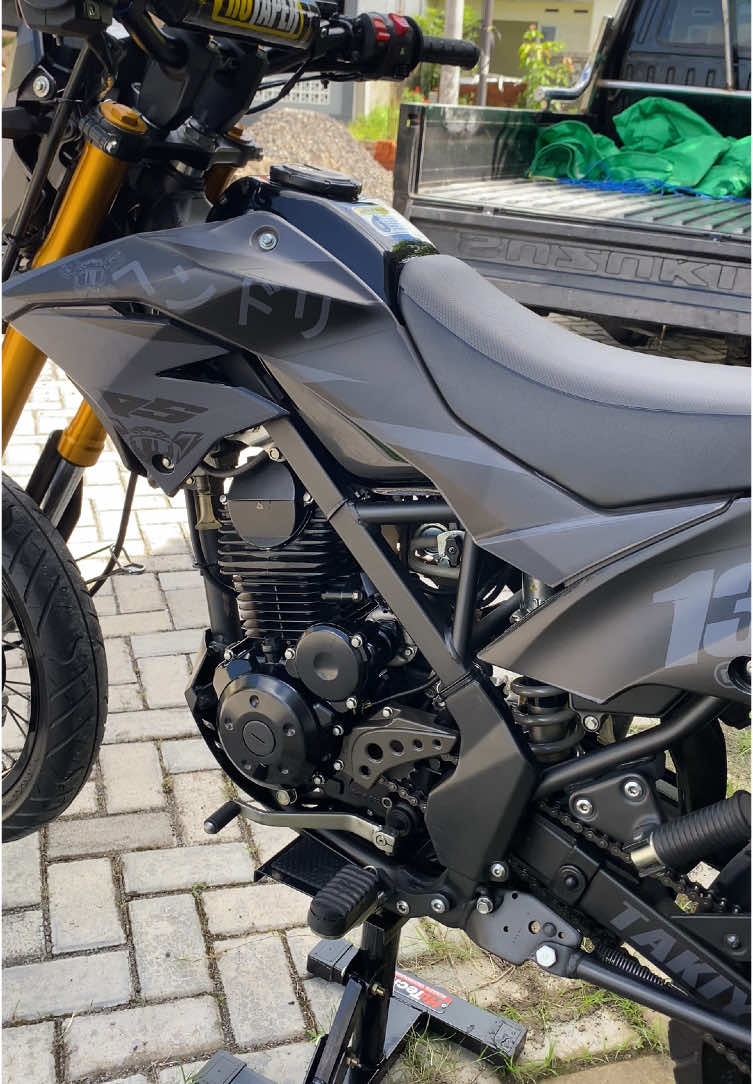 ⚡️#supermotoindonesia #klxsupermoto #dtrackersupermoto #dtx #fyp 