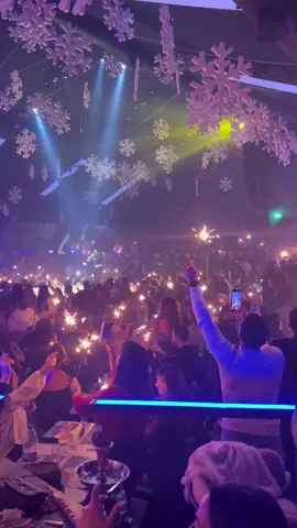 #قلن_انك_لبناني🇱🇧 #وديع_الشيخ🎤 #palmes #vip #lebanon🇱🇧 