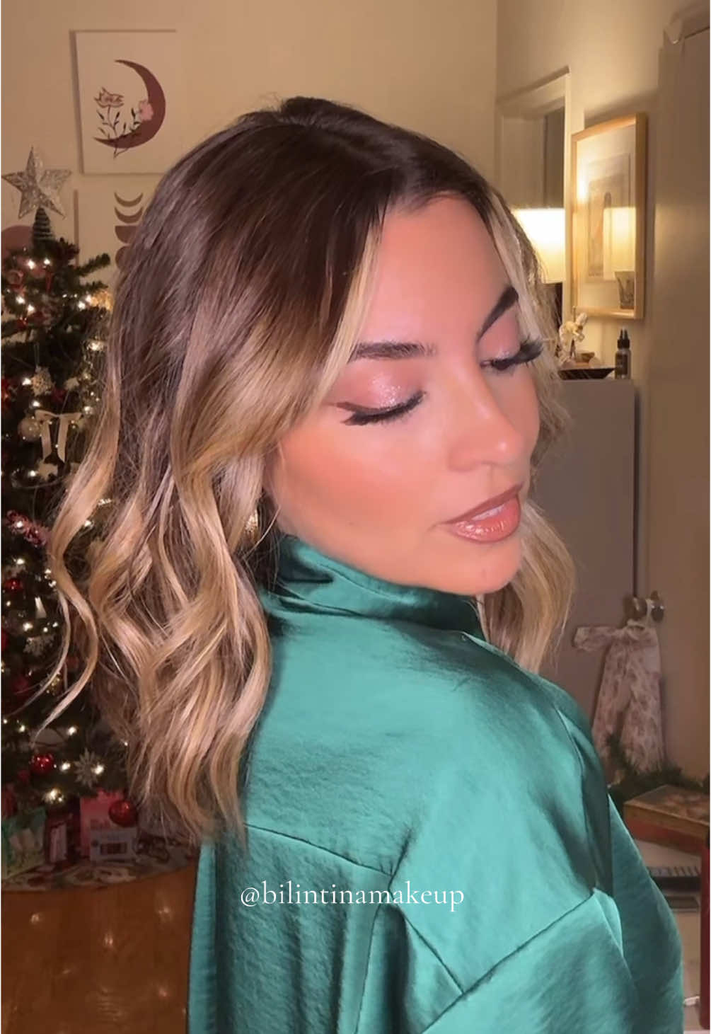 how I curl my hair using my @ghd USA @ghd 1.25 curling iron  hair products used: @Aveda  @SexyHair  @Living Proof, Inc.  #hairstyle #hairtutorial 