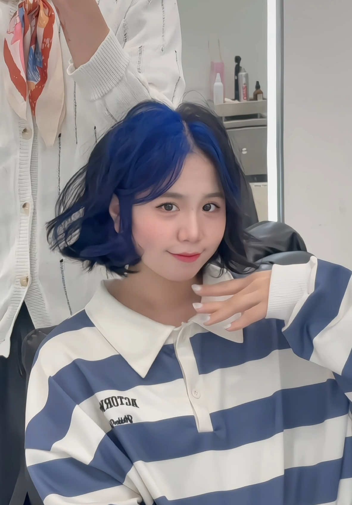 @Mèo Simmy @Sammy Đào  2 ce đi làm tóc sẽ như thế nào…?😉😉#4am #trend #xuhuong #đứctình 