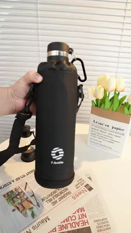 Hydration made chic😎—your perfect companion with a free pouch!, designed for your on-the-go lifestyle!#fjbottle #fjbottleph #stayhydrated #foryoupage #fypシ #Lifestyle 