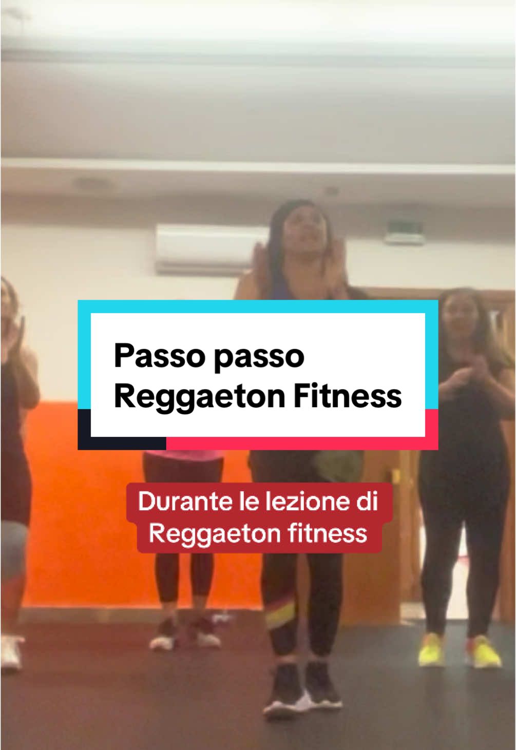 Con Reggaeton Fitness impari i passi uno alla volta per cui é molto facile imparare tutta la coreografia 🎶🕺 #reggaetonfitness #reggaetonviejo💓🔥 #zumba #fitnessmusicale #latinfitness #aerobic #aerobics_dance 