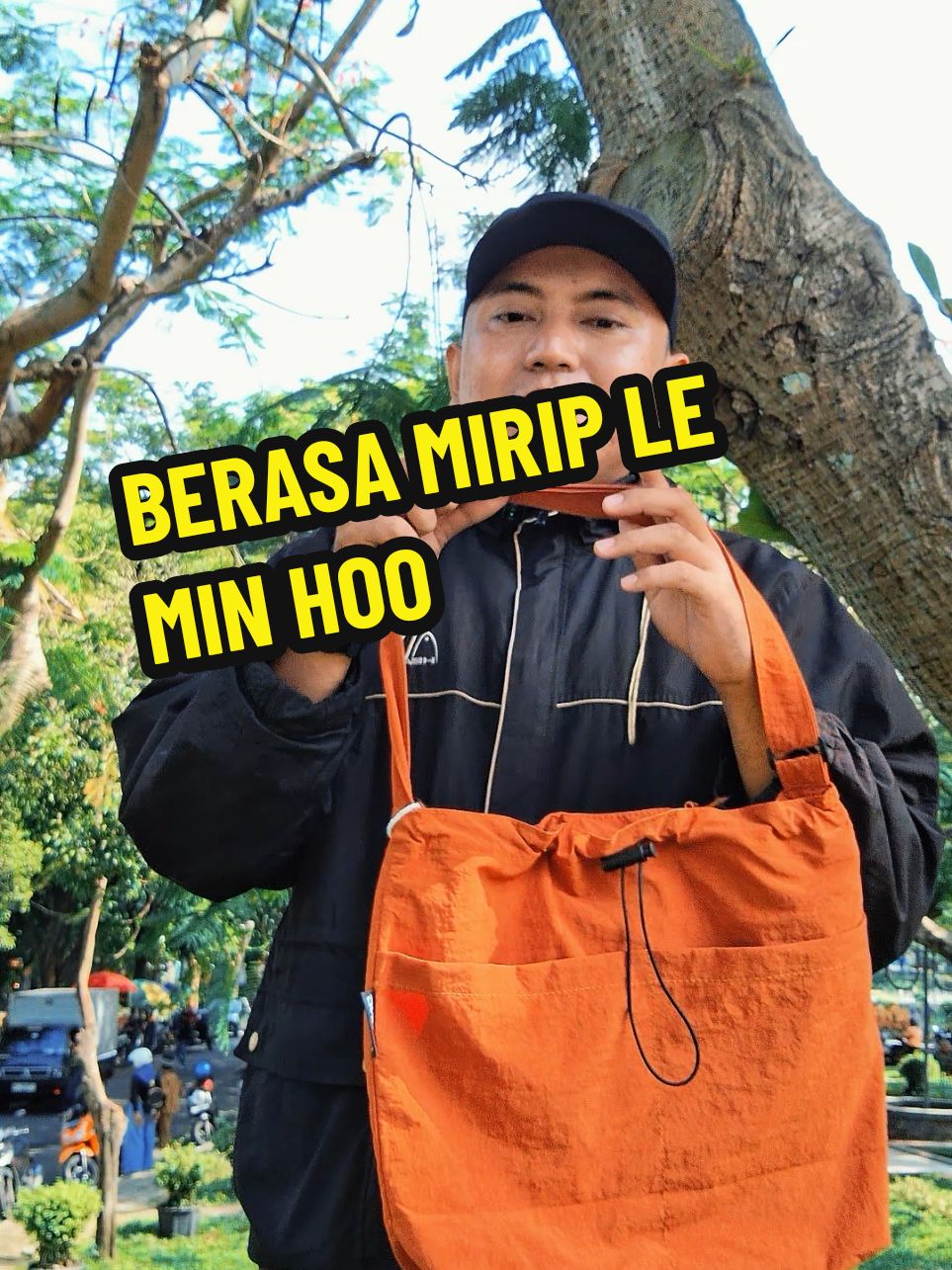 ALA ALA KOREA !  KEREN BANGET TAS SERUT INI TUH ! BENER BENER KOREAN STYLIS !! #tas #tasserut #taskorea #tasmewah #fashion #outfit 