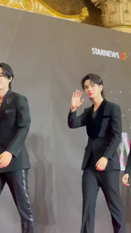 อย่าให้ฮีเอาจริง เราจะนิ่งกันหมด น้องไทยสูท ดำกับลุคนิ่ง ๆ คือออลคิล ㅠㅠㅠㅠㅠㅠㅠㅠㅠㅠ TT#THAIchayanon #AAA2024inBKKxBUS #thaibus #BUSbecauseofyouishine 