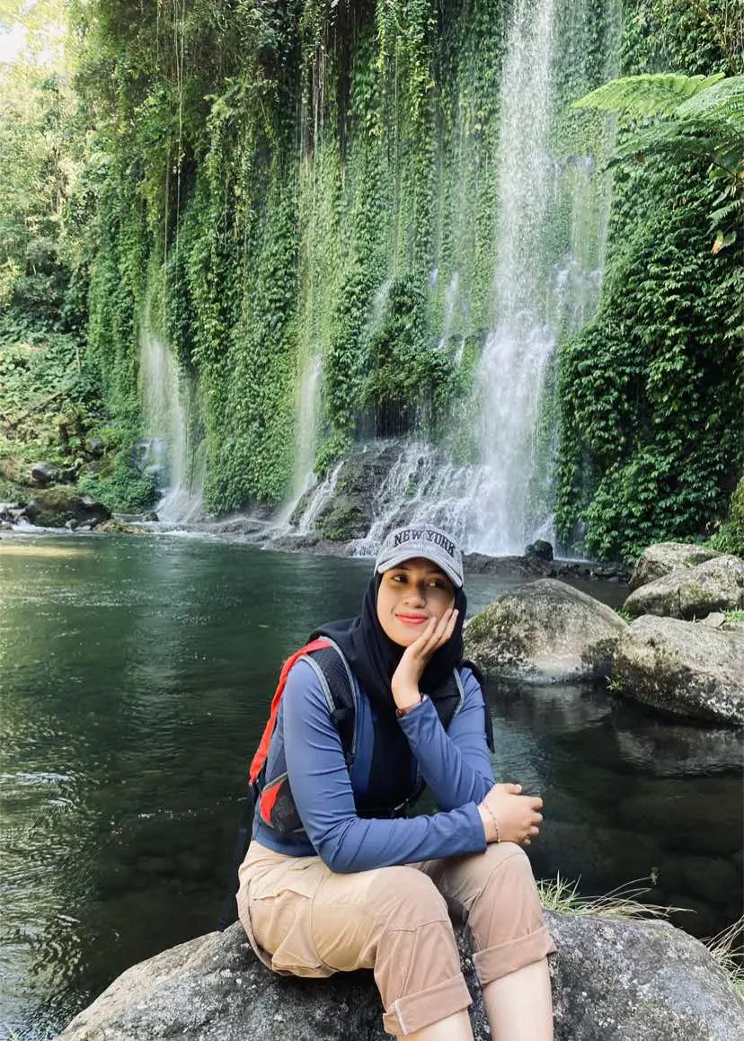 #fyp #xyzbca #curug #pendakigunung #ootdhijab #airterjun #lemonakaibengkuluutara #viral 