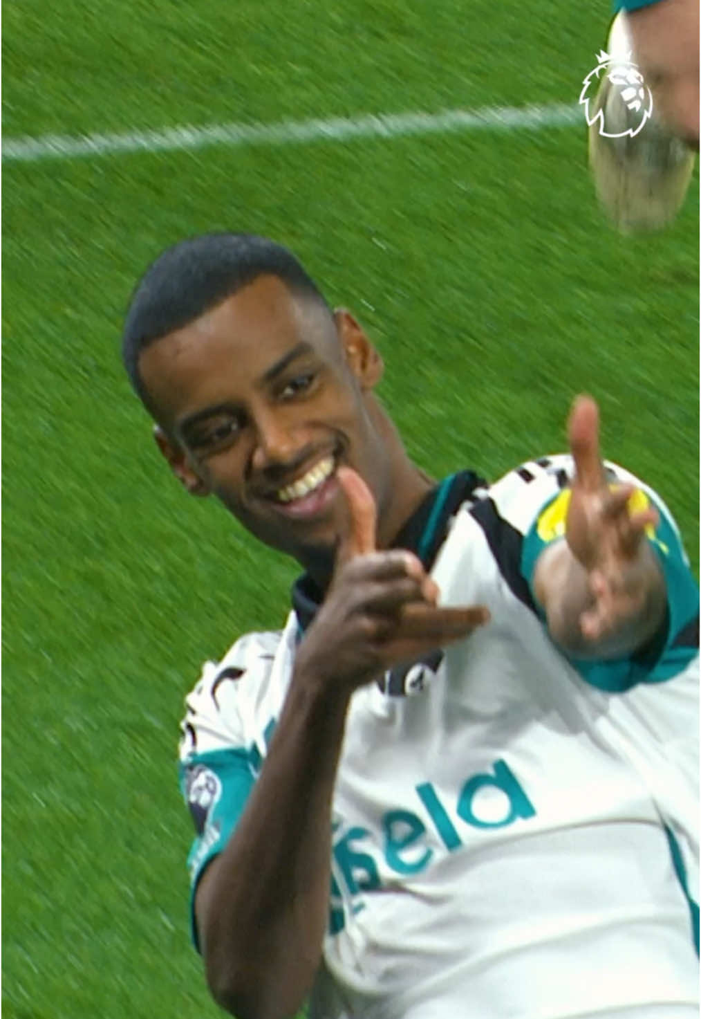 Three of the best from Isak 🤩 #PremierLeague #newcastle 