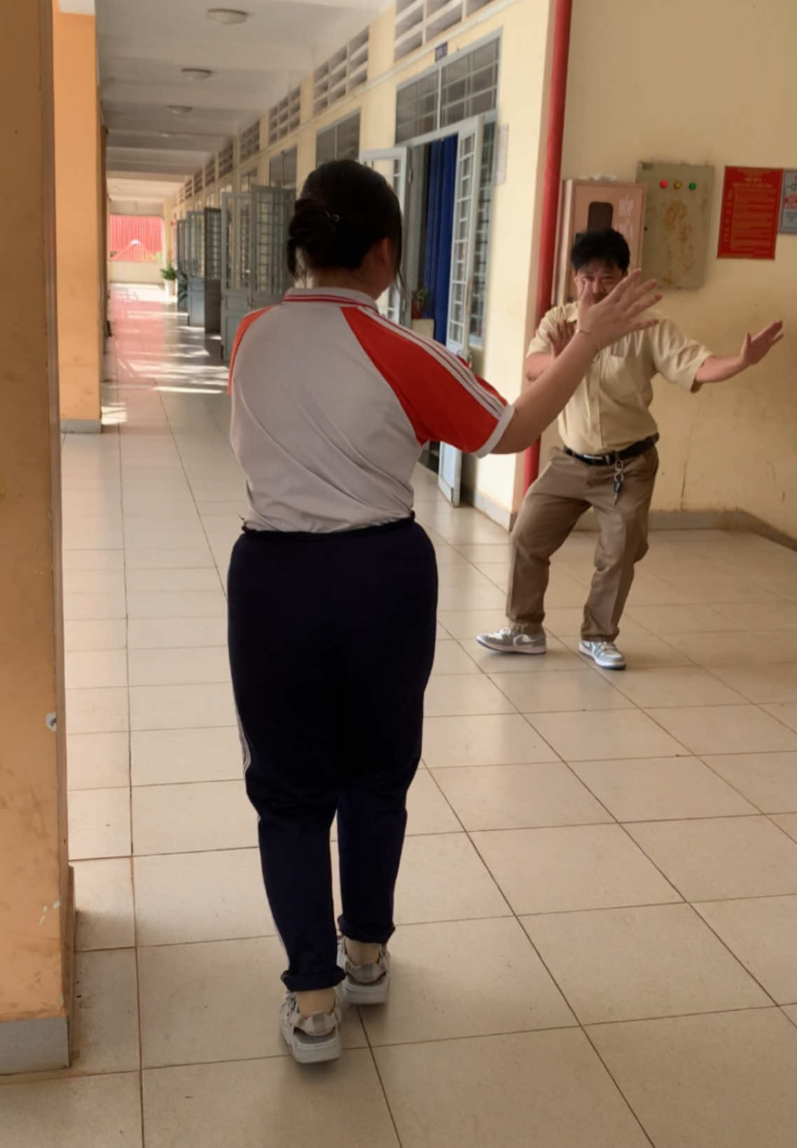 thầy trò cùng tần số 😂#xuhuong #viral #xuhuongtiktok #thptcammy #cap3 #xh 