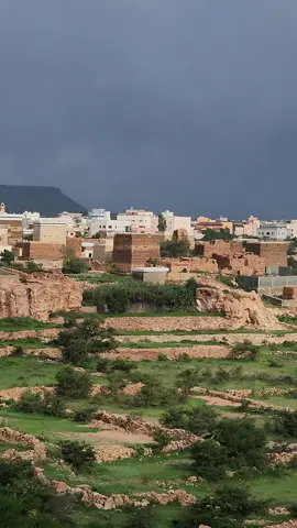 اللهم صل وسلم على نبينا محمد وعلى آله وصحبه أجمعين 