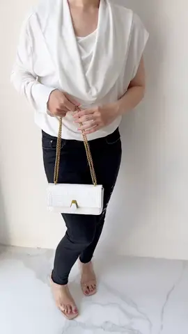 Tas pedro #yearandsale #taswanita #pedro #pedroofficial #taspedro #taspedrooriginal #taspedroindonesia #pedrobag #metamorphosisid #quaismardjayaabadi 