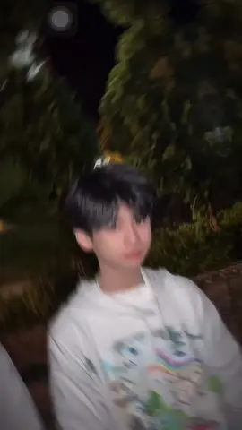 Thật lòng hỏi em ngủ chưa..?